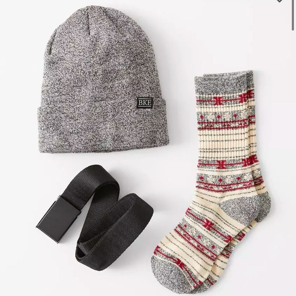 BKE Buckle Mens OSFM Sock Belt Beanie Gift Set NEW